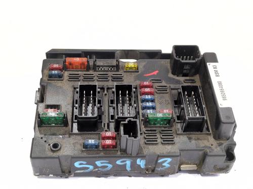 Used Fuse box Fuse box CITROËN XSARA Break (N2) 2.0 HDI 90 (90 hp) 32977798 32977798