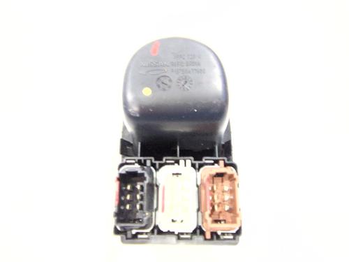 Spak kontakt NISSAN QASHQAI I (J10, NJ10)  | BP29357423I30 