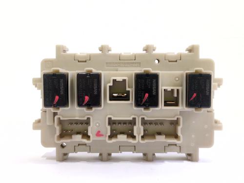 Fuse box RENAULT KADJAR (HA_, HL_) 1.3 TCe 140 (HLNB, HLN1) | BP38465261E1 - Image 2
