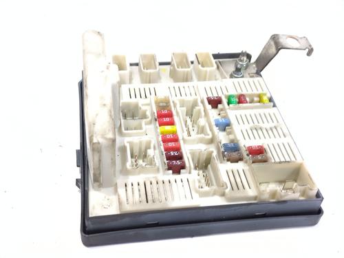 Used Fuse box RENAULT SCÉNIC II (JM0/1_) 1.5 dCi (JM1E, JM16) (106 hp) 29249027