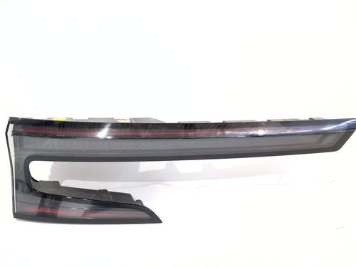 Used Left tailgate light Left tailgate light RENAULT AUSTRAL TCe 140 (HGMF) (140 hp) 36074629 36074629
