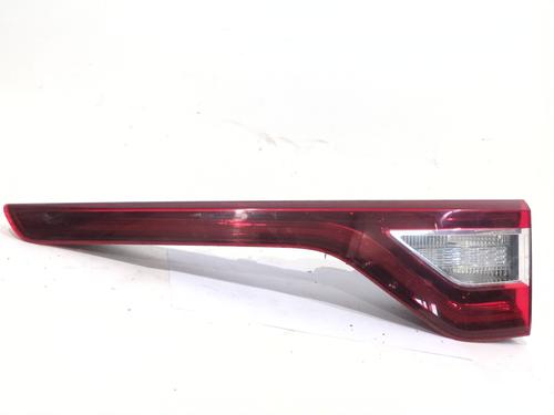 right-tailgate-light-renault-megane-iv-hatchback-b9amn_-2015-38176567 main image