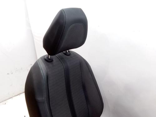 Left front seat PEUGEOT 208 II (UB_, UP_, UW_, UJ_) 1.2 PureTech 100 | BP30157471C15
