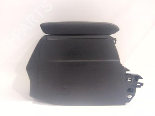 Used Armrest / Center console PEUGEOT 2008 II (UD_, US_, UY_, UJ_, UR_, UC_) 1.2 PureTech 130 (USHNS, URHNS) (130 hp) 30573205