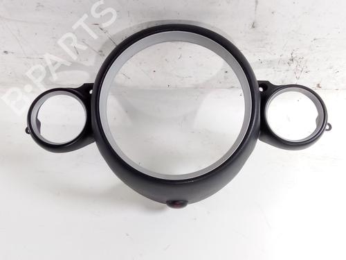 Used Middle console MINI MINI CLUBMAN (R55) One (95 hp) 17818974