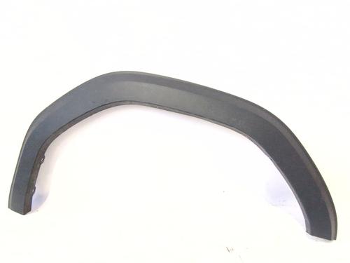 Used Front right wheel arch trim Front right wheel arch trim 39430990 39430990