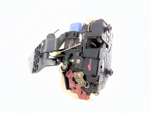 Rear left lock VW TOUAREG (7LA, 7L6, 7L7) 3.0 V6 TDI | BP27361146C100 