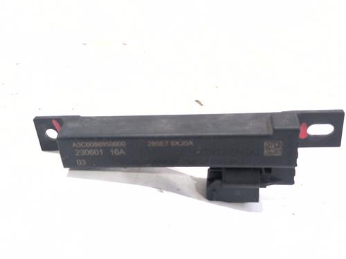 Used Antenna/Base RENAULT RAFALE Coupe (DGM_) 1.2 E-TECH 200 Hybrid (DGM2) (200 hp) 31010597