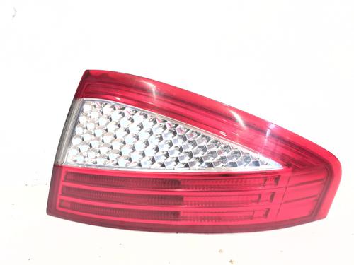right-taillight-ford-mondeo-iv-saloon-ba7-2007-2008-2009-2010-2011-2012-2013-2014-2015-35895550 main image