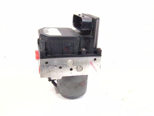 Used ABS pump ABS pump TOYOTA AVENSIS (_T25_) 2.2 D-4D (ADT251_, ADT251R) (150 hp) 33319201 33319201