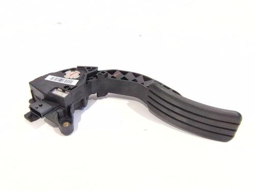 pedal-renault-trafic-iii-bus-jg_-2014-33120677 main image