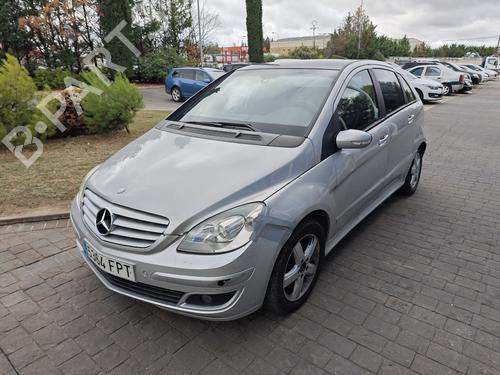 Grille MERCEDES-BENZ B-CLASS Sports Tourer (W245) B 180 CDI (245.207) | BP24104789C40 