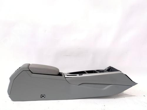 Armrest / Center console AUDI A4 B9 (8W2, 8WC) 30 TDI Mild Hybrid | BP32720048I20  - Image 6