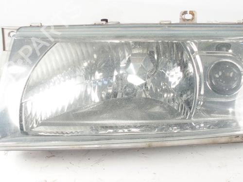 Phare gauche SKODA OCTAVIA 1.2 Super (45 hp) 24700375