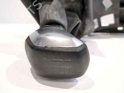 Gear lever PEUGEOT 208 I (CA_, CC_) 1.2 PureTech 82 | BP25036870M90