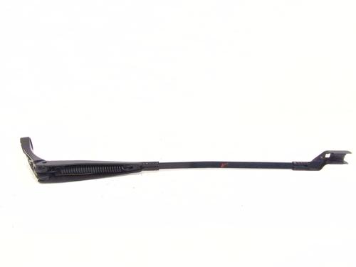 Used Front windshield wiper arm OPEL ASTRA K (B16) 1.2 Turbo (68) (145 hp) 29734384