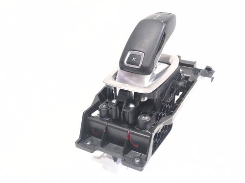 Used Gear lever PEUGEOT 2008 II (UD_, US_, UY_, UJ_, UR_, UC_) 1.2 PureTech 130 (USHNS, URHNS) (130 hp) 30573213