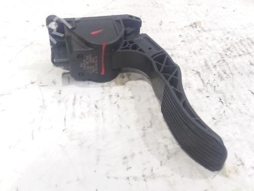 Pedal MERCEDES-BENZ SPRINTER 3-t Bus (B906) | BP24699847I4