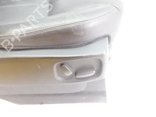 Right front seat LAND ROVER DISCOVERY IV (L319) 3.0 TD 4x4 | BP30157456C16 