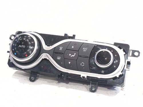 Commande Chauffage RENAULT CAPTUR I (J5_, H5_) 1.5 dCi 90 (J5N4, J5M5, J5MW, J5M6, J5AL, J5AJ) (90 hp) 33114381