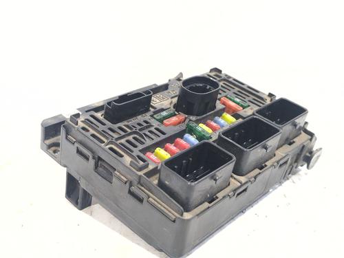 Used Fuse box Fuse box PEUGEOT 407 (6D_) 1.6 HDi 110 (6D9HZC, 6D9HYC) (109 hp) 39944973 39944973