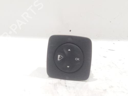 Commutateur RENAULT SCÉNIC III (JZ0/1_) 1.5 dCi (110 hp) 22316431