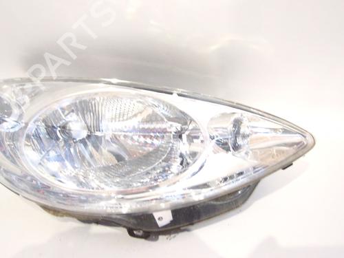 Right headlight PEUGEOT 1007 (KM_) 1.4 HDi | BP29270796C29 