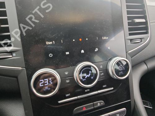 Used Display monitor RENAULT TALISMAN Grandtour (KP_) [2016-2022]  32228479