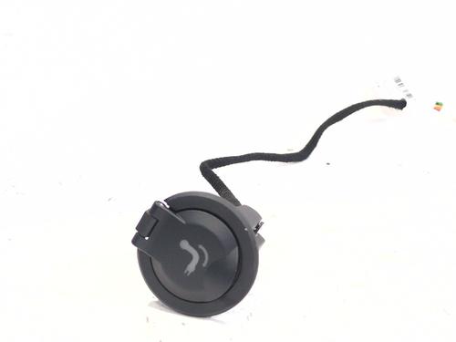 Used Switch Switch RENAULT CAPTUR II (HF_) TCe 140 (HFN0) (140 hp) 35726485 35726485