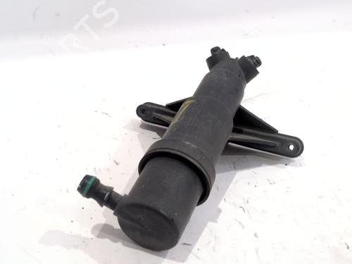 Headlight washer BMW 5 (E60) 525 d | BP29908217E17