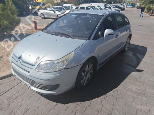 Used Parts CITROËN C4 I (LC_) 1.6 HDi 4972481