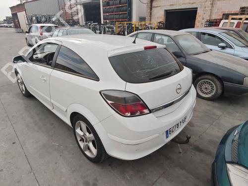 Brugte OPEL ASTRA H GTC (A04) 1.7 CDTi (L08) 4888125