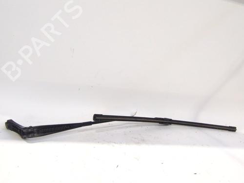 Used Front windshield wiper arm AUDI A4 B8 (8K2) 2.0 TDI (143 hp) 29734474