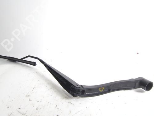 Front windshield wiper arm RENAULT KOLEOS II (HC_)  | BP24338107C143 