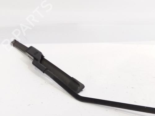 Front windshield wiper arm FORD FIESTA VII (HJ, HF) 1.0 EcoBoost mHEV | BP30157440C143 