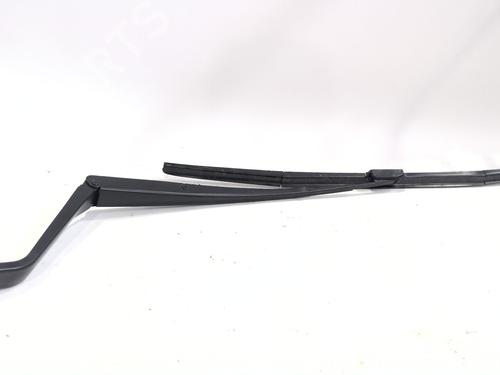 Used Front windshield wiper arm HONDA CR-V III (RE_) 2.2 i-DTEC 4WD (RE6) (150 hp) 30157817