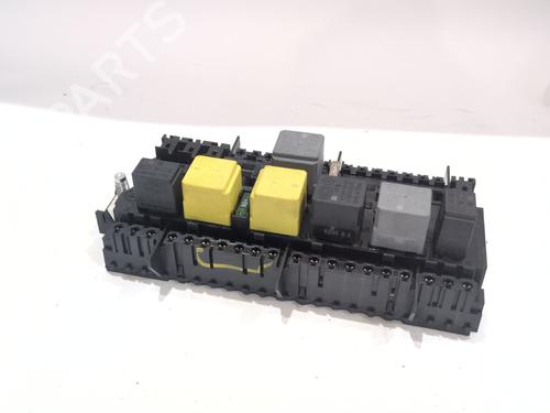Used Fuse box Fuse box MERCEDES-BENZ A-CLASS (W176) A 200 CDI / d (176.008) (136 hp) 33422129 33422129