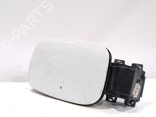 fuel-flap-renault-megane-iv-saloon-2016-36140466 main image