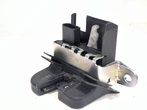 Used Tailgate lock SEAT IBIZA V (KJ1, KJG) 1.0 TSI (110 hp) 30158330