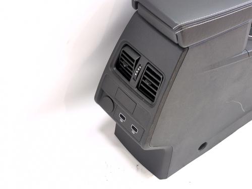 Armrest / Center console RENAULT ARKANA I (LCM_, LDN_) | BP29704931I20