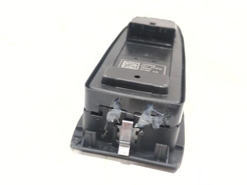 Left front window switch RENAULT AUSTRAL TCe 130 (HGM2) | BP39527251I27 - Image 4