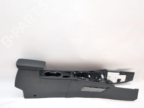 Used Armrest / Center console RENAULT ARKANA I (LCM_, LDN_) [2019-2025]  29704931