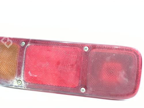 Used Left taillight NISSAN TERRANO II (R20) 2.7 TD 4WD (101 hp) 27571504