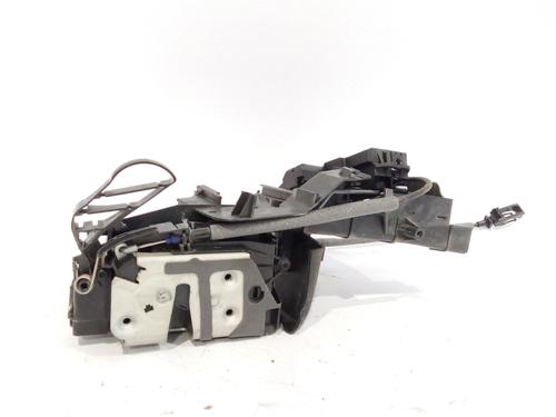 Front left lock FORD FOCUS III [2010-2020]  17822991