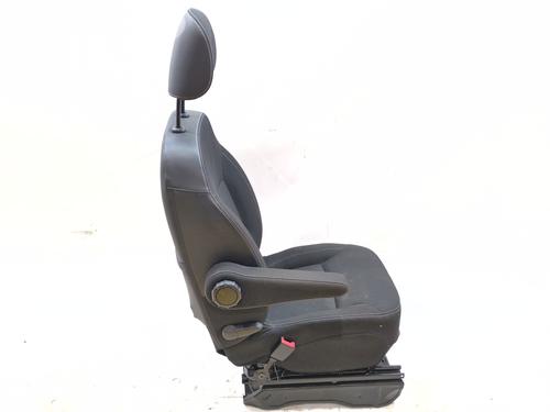 Siège avant gauche RENAULT TRAFIC III Bus (JG_) [2014-2026]  32001691