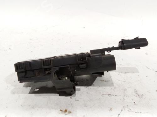Used Fuse box BMW 7 (E65, E66, E67) 735 i, Li (272 hp) 17819690