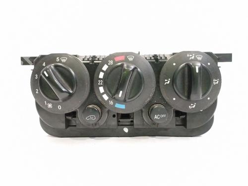Used Climate control MERCEDES-BENZ A-CLASS (W168) A 170 CDI (168.009, 168.109) (95 hp) 17823107