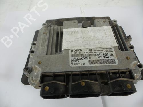 Used Engine control unit (ECU) PEUGEOT 5008 (0U_, 0E_) 1.6 HDi (110 hp) 19106680
