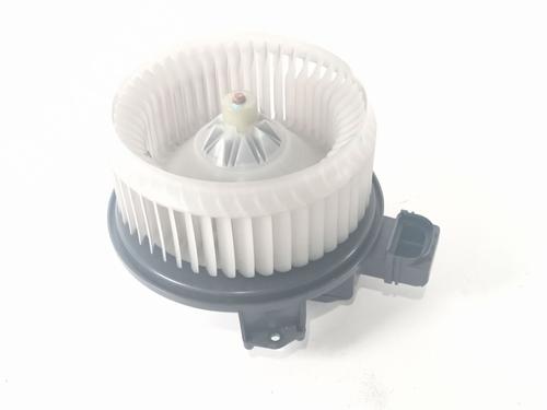 Used Heater blower motor FORD MONDEO V Hatchback (CE) [2014-2025]  17817104