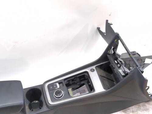 Armrest / Center console SEAT ATECA (KH7, KHP) 1.0 TSI | BP39246779I20 - Image 3